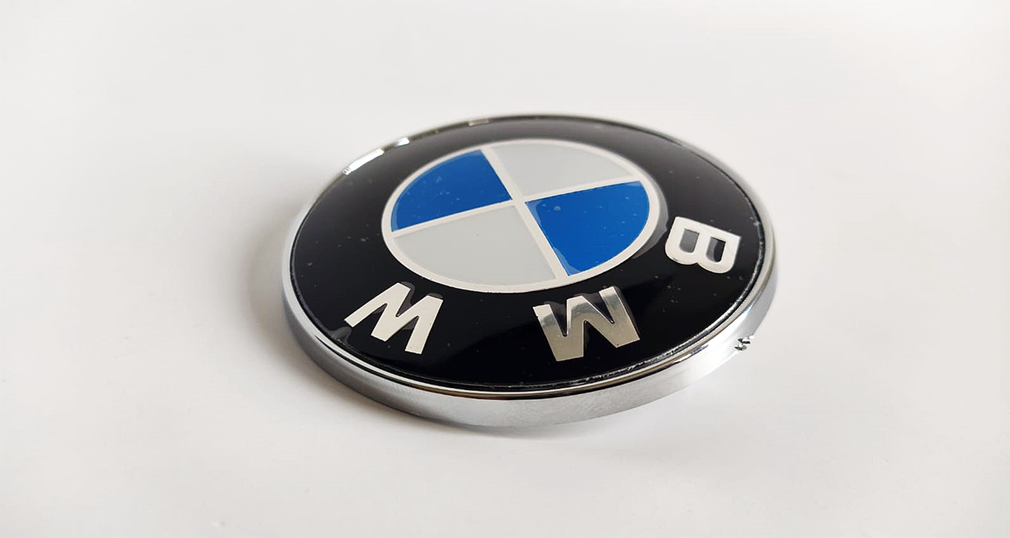 Emblema BMW Insignia Auto – Logo Capó Maletera Resistente Agua Alta Calidad