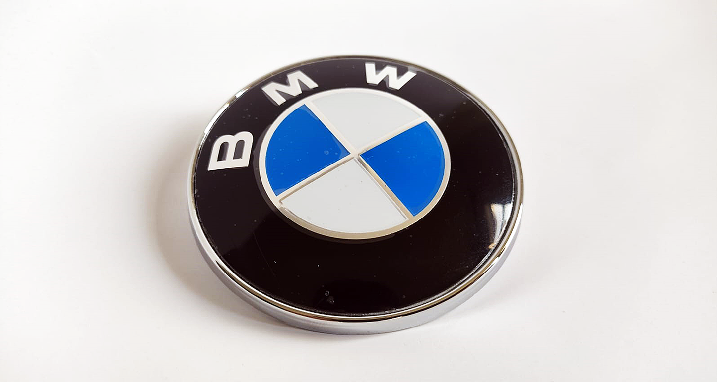 Emblema BMW Insignia Auto – Logo Capó Maletera Resistente Agua Alta Calidad